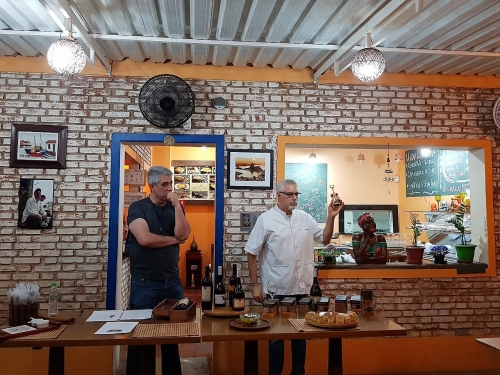 Curso de Degustação de Pães, Vinhos e Queijos